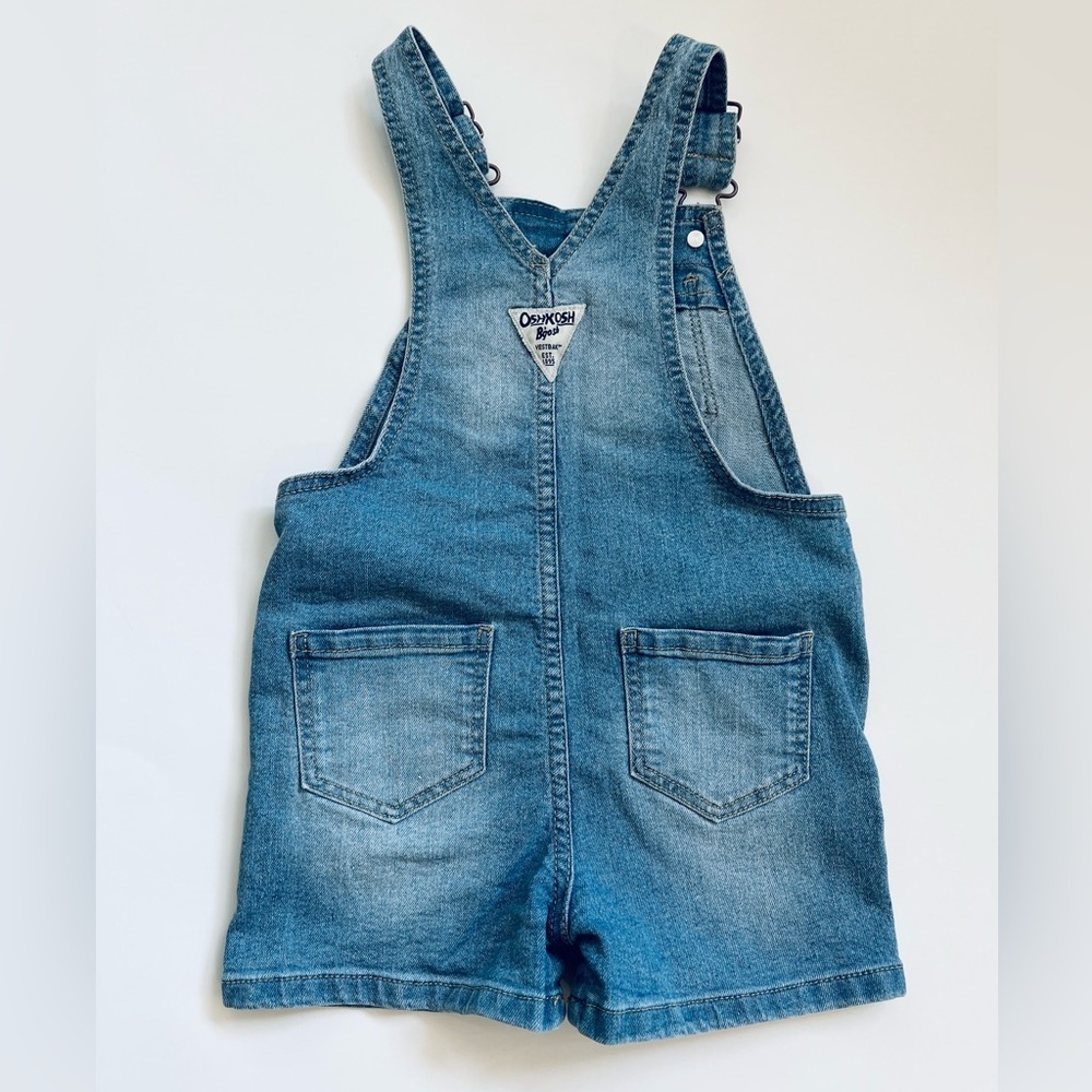 OshKosh B'gosh Blue Short Overalls with Butterfly Embroidery | Girls 3T - Picture 3 of 5